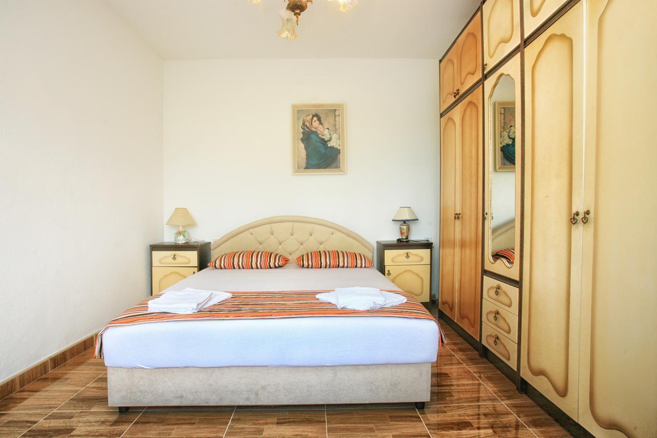 Apartments Lake View Virpazar Ngoại thất bức ảnh